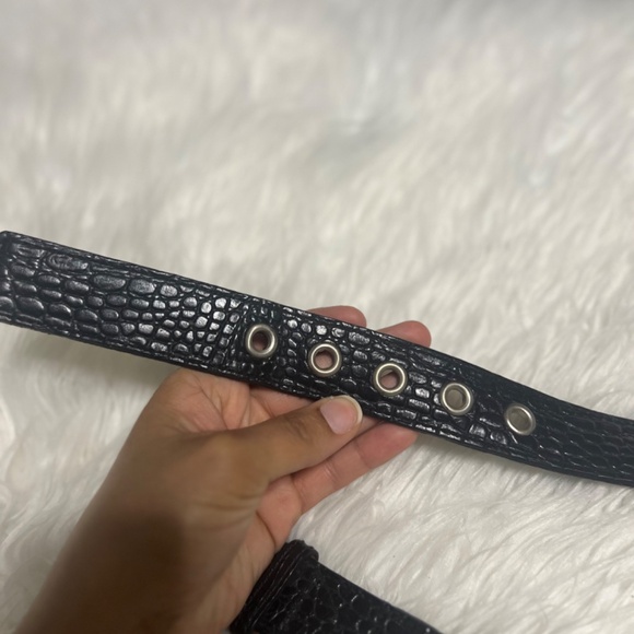 Michael Kors Leather Belt - Picture 7 of 12